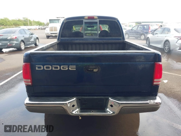 2001 Dodge Dakota Sport with VIN 1B7GL2AX01S133957, listed as a IAAI auction lot 41644558 with 156,008 mi miles. Bid and sale history available at carsss.com. Image 15.