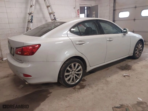 2008 Lexus IS 250 with VIN JTHCK262282025864, listed as a IAAI auction lot 41959903 with 160,075 mi miles. Bid and sale history available at carsss.com. Image 4.