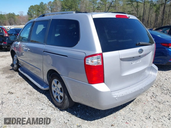 2009 Kia Sedona LX with VIN KNDMB233496315780, listed as a IAAI auction lot 41849241 with 174,224 mi miles. Bid and sale history available at carsss.com. Image 3.