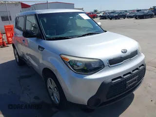 2014 Kia Soul with VIN KNDJN2A22E7738768, listed as a IAAI auction lot 41728768 with 70,013 mi miles. Bid and sale history available at carsss.com. Image 1.