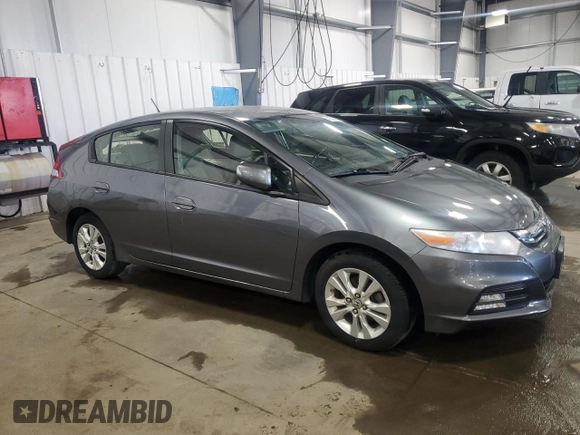 2013 Honda Insight EX with VIN JHMZE2H77DS001810, listed as a Copart auction lot 43332675 with 97,508 mi miles and Salvage title. Bid and sale history available at DreamBid. Image 4.