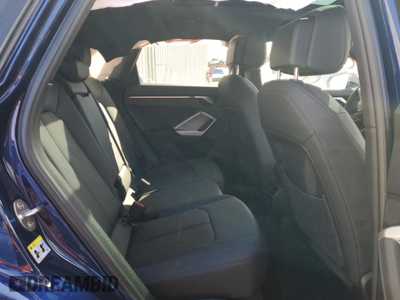 2025 Audi Q3 S line Premium z VIN WA1DECF34S1001830, wystawiony jako Copart lot #48467995 z przebiegiem 1 723 mil mil oraz Czysty tytuł • Clean title. Historia ofert i sprzedaży dostępna na DreamBid. Obrazek 11.
