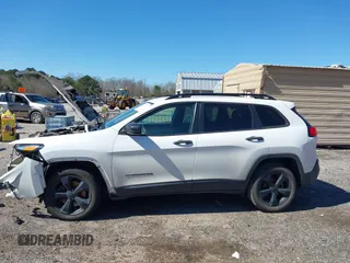 2017 Jeep Cherokee Sport с VIN 1C4PJLAB1HD240854, выставлен на аукционе IAAI как лот 41817149 с пробегом 122 222 миль миль и . История ставок и продаж доступна на DreamBid. Изображение 15.