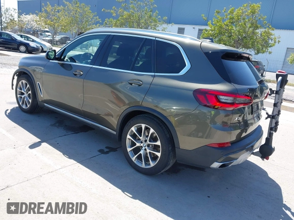 2021 BMW X5 xDrive45e with VIN 5UXTA6C02M9F01452, listed as a IAAI auction lot 41946575 with 37,868 mi miles. Bid and sale history available at carsss.com. Image 3.