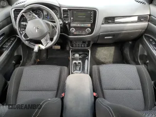 2018 Mitsubishi Outlander SE with VIN JA4AD3A30JZ036846, listed as a Copart auction lot 60043125 with 41,718 mi miles and Salvage title. Bid and sale history available at DreamBid. Image 8.