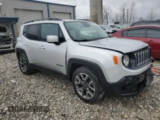 2017 Jeep Renegade Latitude with VIN ZACCJABB3HPF68585, listed as a Copart auction lot 47845205 with 136,476 mi miles and Clean Title. Bid and sale history available at carsss.com. Image 4.