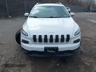 2017 Jeep Cherokee Latitude with VIN 1C4PJMCS7HW635967, listed as a IAAI auction lot 41742842 with 54,782 mi miles and . Bid and sale history available at DreamBid. Image 13.