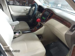 2006 Toyota Highlander z VIN JTEDW21A160003500, wystawiony jako IAAI lot #42491355 z przebiegiem 226 244 mil mil oraz . Historia ofert i sprzedaży dostępna na DreamBid. Obrazek 5.