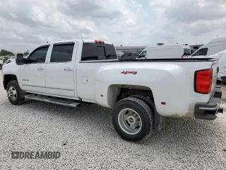 2019 Chevrolet Silverado 3500HD LTZ z VIN 1GC4KXEYXKF162334, wystawiony jako Copart lot #57186785 z przebiegiem 129 564 mil mil oraz Szkoda całkowita • Salvage title. Historia ofert i sprzedaży dostępna na DreamBid. Obrazek 2.
