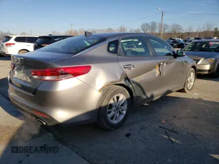 2018 Kia Optima LX z VIN 5XXGT4L38JG212129, wystawiony jako Copart lot #44492865 z przebiegiem 148 415 mil mil oraz Szkoda całkowita • Salvage title. Historia ofert i sprzedaży dostępna na DreamBid. Obrazek 3.
