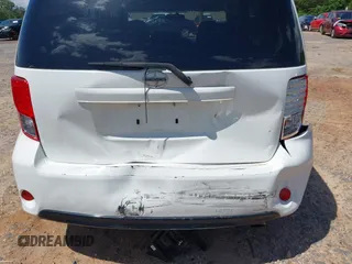 2014 Scion xB z VIN JTLZE4FE3EJ062310, wystawiony jako IAAI lot #42161012 z przebiegiem 144 877 mil mil oraz . Historia ofert i sprzedaży dostępna na DreamBid. Obrazek 6.