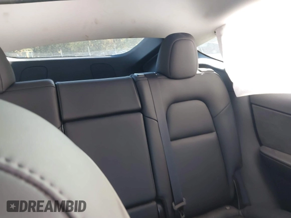 2020 Tesla Model Y Long Range with VIN 5YJYGDEE0LF041762, listed as a IAAI auction lot 40556913 with Not Provided miles and . Bid and sale history available at DreamBid. Image 8.