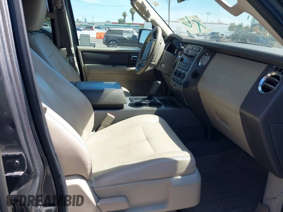 2011 Ford Expedition Max XLT с VIN 1FMJK1H59BEF46592, выставлен на аукционе IAAI как лот 42713612 с пробегом 153 832 миль миль и . История ставок и продаж доступна на DreamBid. Изображение 5.
