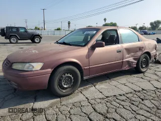 1998 Toyota Camry LE с VIN 4T1BG22K3WU313572, выставлен на аукционе Copart как лот 60435655 с пробегом 246 229 миль миль и Списание • Salvage title. История ставок и продаж доступна на DreamBid. Изображение 1.