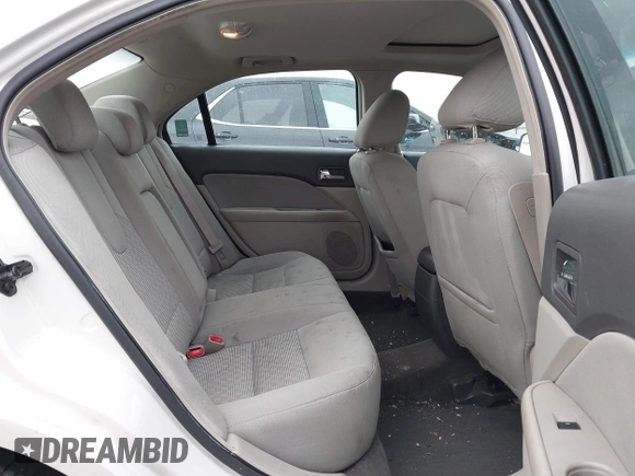 2010 Ford Fusion SE with VIN 3FAHP0HA3AR202527, listed as a IAAI auction lot 41698369 with 194,621 mi miles. Bid and sale history available at carsss.com. Image 8.
