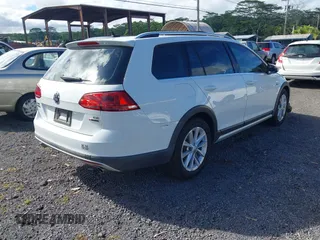 2017 Volkswagen Golf S с VIN 3VWH17AU0HM525270, выставлен на аукционе IAAI как лот 40931148 с пробегом Не указан миль и . История ставок и продаж доступна на DreamBid. Изображение 4.