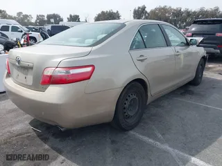 2008 Toyota Camry LE with VIN 4T1BK46K58U575861, listed as a IAAI auction lot 41685664 with 267,003 mi miles. Bid and sale history available at carsss.com. Image 4.