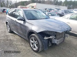 2016 BMW X5 sDrive35i with VIN 5UXKR2C51G0U17086, listed as a IAAI auction lot 41782636 with 100,791 mi miles. Bid and sale history available at carsss.com. Image 1.