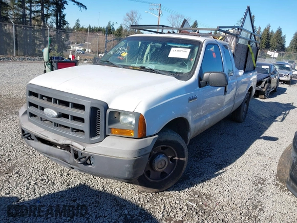 2005 Ford Super Duty F-250 XL with VIN 1FTSX20505EC46780, listed as a IAAI auction lot 41487266 with 1 mi miles. Bid and sale history available at carsss.com. Image 16.