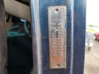 1962 Chevrolet Chevy Van z VIN 2R125S107554, wystawiony jako Copart lot #65285364 z przebiegiem 12 862 mil mil oraz Czysty tytuł • Clean title. Historia ofert i sprzedaży dostępna na DreamBid. Obrazek 14.