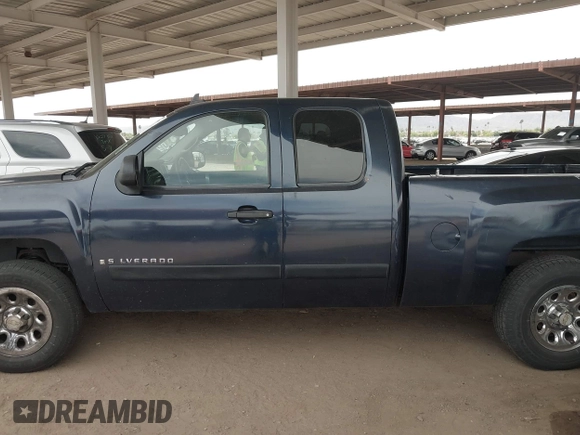 2007 Chevrolet Silverado 1500 1LT with VIN 2GCEK19CX71579533, listed as a IAAI auction lot 42247899 with 173,614 mi miles and . Bid and sale history available at DreamBid. Image 14.