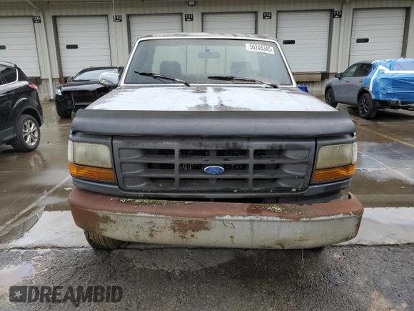 1993 Ford F-150 with VIN 1FTEF14Y3PLA33500, listed as a Copart auction lot 56246345 with 101,165 mi miles and Clean title. Bid and sale history available at DreamBid. Image 5.