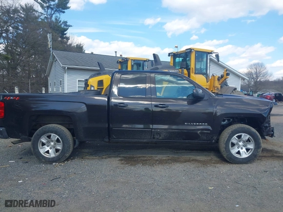 2018 Chevrolet Silverado 1500 LT with VIN 1GCVKREH8JZ297373, listed as a IAAI auction lot 41903653 with 94,234 mi miles. Bid and sale history available at carsss.com. Image 14.