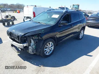 2017 Jeep Cherokee Limited with VIN 1C4PJMDS4HW564127, listed as a IAAI auction lot 41808675 with 144,472 mi miles. Bid and sale history available at carsss.com. Image 19.
