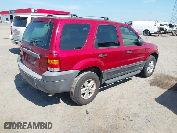 2006 Ford Escape XLS z VIN 1FMYU02Z96KA47068, wystawiony jako IAAI lot #42588037 z przebiegiem 139 581 mil mil oraz . Historia ofert i sprzedaży dostępna na DreamBid. Obrazek 4.