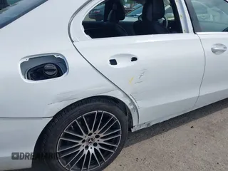 2023 Mercedes-Benz C 300 с VIN W1KAF4HB6PR136757, выставлен на аукционе IAAI как лот 42515623 с пробегом 10 429 миль миль и . История ставок и продаж доступна на DreamBid. Изображение 6.