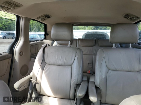 2004 Toyota Sienna XLE with VIN 5TDBA22C24S002697, listed as a Copart auction lot 54633065 with 241,447 mi miles and Clean Title. Bid and sale history available at carsss.com. Image 10.