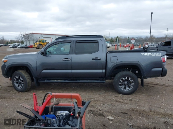 2021 Toyota Tacoma 4WD SR with VIN 3TMCZ5AN2MM406293, listed as a IAAI auction lot 41925585 with 52,243 mi miles. Bid and sale history available at carsss.com. Image 14.