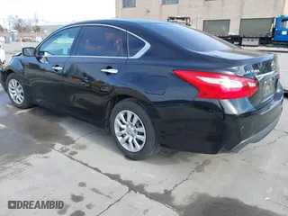 2016 Nissan Altima 2.5 SL with VIN 1N4AL3APXGC138765, listed as a IAAI auction lot 41540035 with 114,966 mi miles. Bid and sale history available at carsss.com. Image 3.
