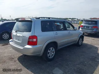 2002 Toyota Highlander with VIN JTEGF21A620053347, listed as a IAAI auction lot 41393410 with 77,753 mi miles. Bid and sale history available at carsss.com. Image 4.