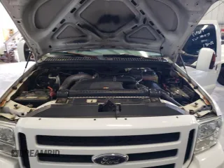 2006 Ford Super Duty F-250 XL with VIN 1FTSW21P16EC01643, listed as a Copart auction lot 43089035 with 123,873 mi miles and Salvage Title. Bid and sale history available at carsss.com. Image 11.