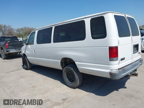 2004 Ford Econoline Passenger XL z VIN 1FBSS31S44HB21002, wystawiony jako IAAI lot #41805318 z przebiegiem 235 045 mil mil oraz . Historia ofert i sprzedaży dostępna na DreamBid. Obrazek 3.