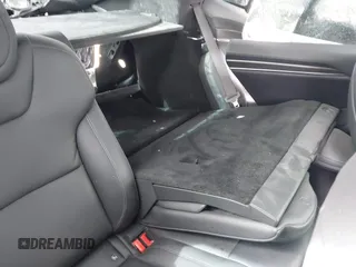 2021 Tesla Model S Plaid z VIN 5YJSA1E6XMF429436, wystawiony jako IAAI lot #41826114 z przebiegiem Nie podano mil oraz . Historia ofert i sprzedaży dostępna na DreamBid. Obrazek 8.