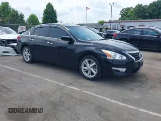 2013 Nissan Altima SV with VIN 1N4AL3APXDC276382, listed as a IAAI auction lot 42276628 with 260,839 mi miles and . Bid and sale history available at DreamBid. Image 1.