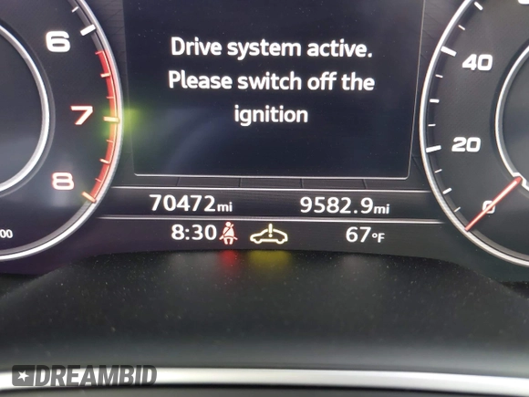 2019 Audi Q7 Premium Plus with VIN WA1LAAF74KD009049, listed as a IAAI auction lot 42745159 with 70,472 mi miles and . Bid and sale history available at DreamBid. Image 7.