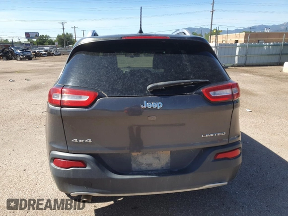 2016 Jeep Cherokee Limited z VIN 1C4PJMDB4GW213278, wystawiony jako Copart lot #61165065 z przebiegiem 150 580 mil mil oraz Szkoda całkowita • Salvage title. Historia ofert i sprzedaży dostępna na DreamBid. Obrazek 6.