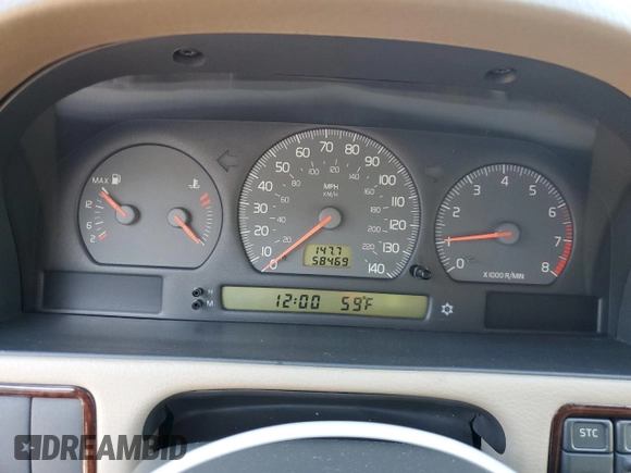 2000 Volvo C70 with VIN YV1NC56D1YJ010900, listed as a Copart auction lot 89138035 with 58,469 mi miles and Salvage Title. Bid and sale history available at carsss.com. Image 9.
