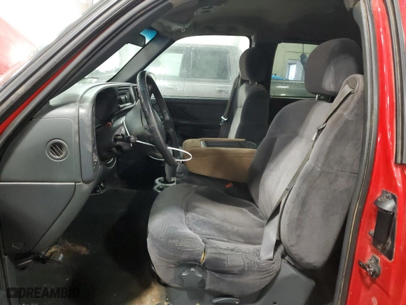 2001 Chevrolet Silverado 1500 LT with VIN 1GCEK19TX1E212461, listed as a Copart auction lot 45410455 with 228,556 mi miles and Clean Title. Bid and sale history available at carsss.com. Image 7.