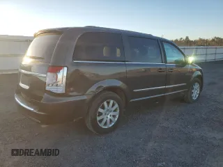 2015 Chrysler Town & Country Touring with VIN 2C4RC1BG2FR715021, listed as a Copart auction lot 49597895 with 250,451 mi miles and Salvage Title. Bid and sale history available at carsss.com. Image 3.