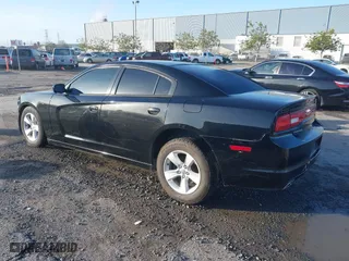 2014 Dodge Charger SE with VIN 2C3CDXBGXEH353860, listed as a IAAI auction lot 41819065 with 158,774 mi miles. Bid and sale history available at carsss.com. Image 3.