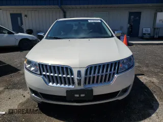 2012 Lincoln MKZ with VIN 3LNHL2GC1CR819864, listed as a Copart auction lot 54102445 with 128,999 mi miles and Non Repairable. Bid and sale history available at carsss.com. Image 5.