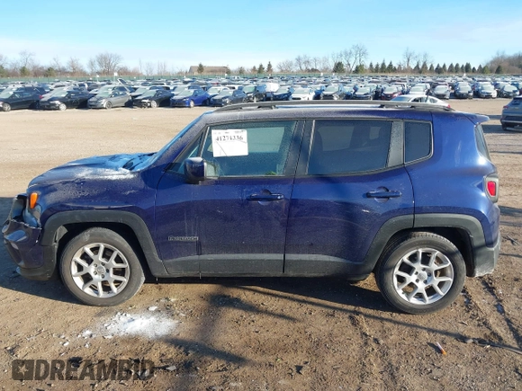 2020 Jeep Renegade Latitude with VIN ZACNJABB4LPL27228, listed as a IAAI auction lot 41271336 with 44,098 mi miles. Bid and sale history available at carsss.com. Image 14.