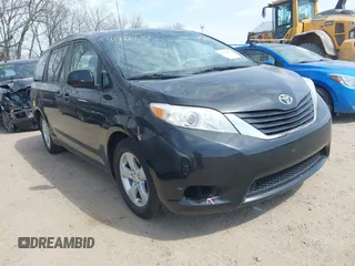 2014 Toyota Sienna LE AAS with VIN 5TDKK3DC6ES499478, listed as a IAAI auction lot 41918474 with 127,734 mi miles. Bid and sale history available at carsss.com. Image 1.