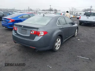 2009 Acura TSX z VIN JH4CU26609C018839, wystawiony jako IAAI lot #41927660 z przebiegiem 187 026 mil mil oraz . Historia ofert i sprzedaży dostępna na DreamBid. Obrazek 4.