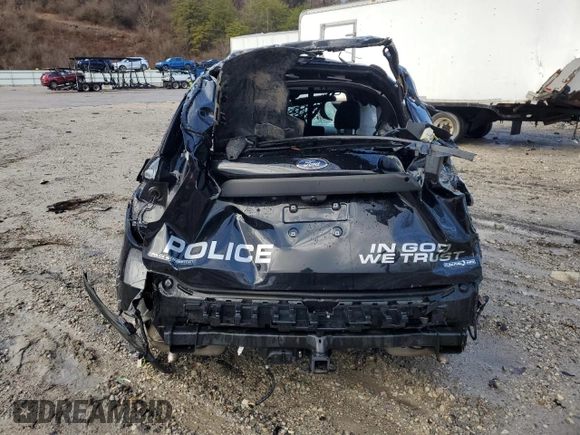 2024 Ford Police Interceptor Utility z VIN 1FM5K8AB5RGA30447, wystawiony jako Copart lot #43922145 z przebiegiem Nie podano mil oraz Szkody całkowita. Historia ofert i sprzedaży dostępna na DreamBid. Obrazek 6.