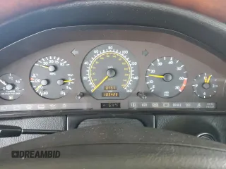 1995 Mercedes-Benz S z VIN WDBGA76E7SA219220, wystawiony jako Copart lot #59870275 z przebiegiem 103 423 mil mil oraz Czysty tytuł • Clean title. Historia ofert i sprzedaży dostępna na DreamBid. Obrazek 9.